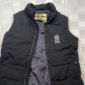 North End Black Women's Vest